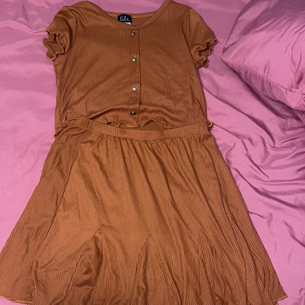 here is a cute little girl set size 12